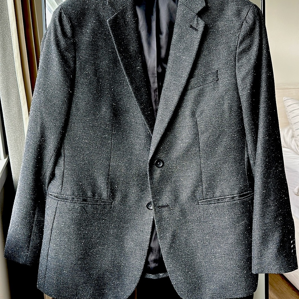 Great spots coat, lightly worn